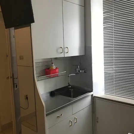 Apartment Larla *